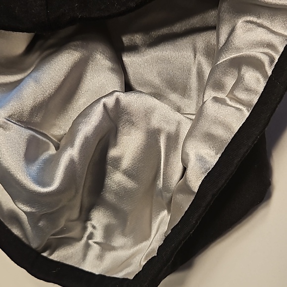 GRACE ELEYAE Slap Satin Lined Cap - Picture 3 of 9